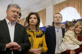 Petro Poroshenko with his family