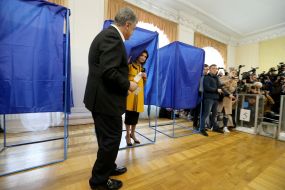Petro Poroshenko with his wife Marina