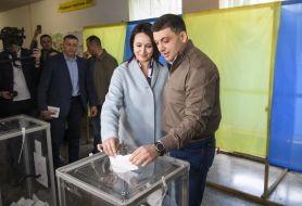 Vladimir Groisman with his wife Elena