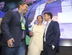 Andrey Bogdan, Volodymyr Zelenski with his wife Olena