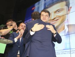 Volodymyr Zelensky and Dmitry Razumkov