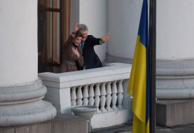 Петр Порошенко с супругой Мариной на балконе в АП