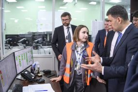 Groisman visited the new safe confinement "Shelter"