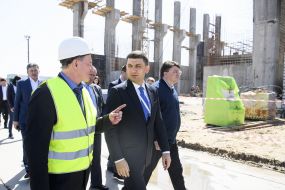 Гройсман на строительстве центрального хранилища отработанного топлива