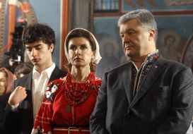 Petro Poroshenko with his wife Marina and son Michael