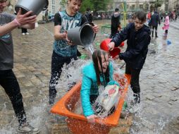 "Поливальный понедельник" во Львове