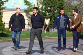 Владимир Зеленский с охраной