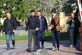Владимир Зеленский с охраной