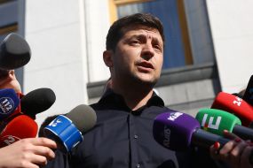 Владимир Зеленский отвечает на вопросы журналистов