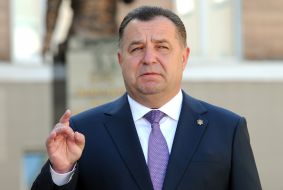Степан Полторак