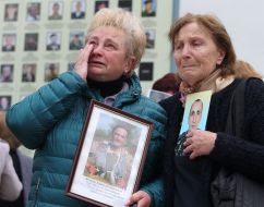 Parents of the dead Heroes