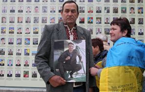 Parents of the dead Heroes