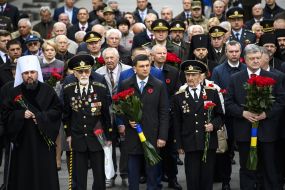 Митрополит Епифаний, Петр Порошенко и Владимир Гройсман