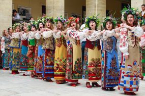 Artists of the Ukrainian Republican Chapel NOW Credo