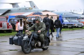 Участник фестиваля Old Car Land