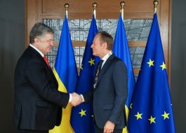 Petro Poroshenko and  Jens Stoltenberg