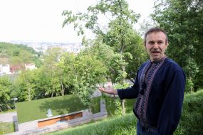 Svyatoslav Vakarchuk