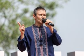 Svyatoslav Vakarchuk