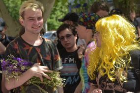 Участники марша ЛГБТ-сообщества