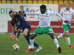 Игровой момент матча