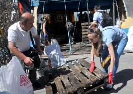 Волонтерская палатка "Все для победы"