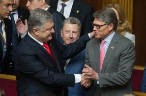 Petr Poroshenko and Rick Perry