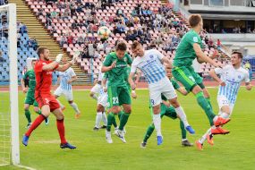 Игровой момент матча