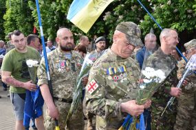 Heroes' March