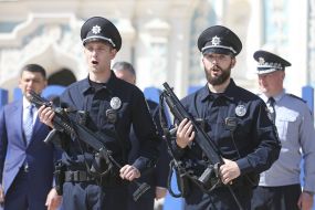 Сотрудники полиции