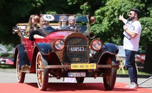 Фестиваль ретро-автомобилей "Леополис Гран-при"