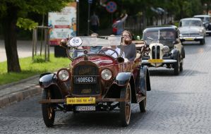 The Lviv Triangle retro-cars race