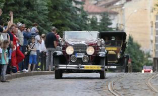 The Lviv Triangle retro-cars race