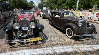 The Lviv Triangle retro-cars race