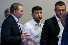 Leonid Kuchma and Volodymyr Zelensky