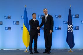 Vladimir Zelensky and Jens Stoltenberg