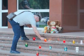 Свечи и игрушки