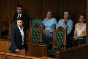 Vladimir Zelensky at the session of the Constitutional Court