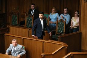 Vladimir Zelensky at the session of the Constitutional Court