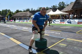 Ukrainian strongmen Championship among patrol officers