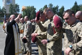 Servicemen of the 80th Assault Brigade