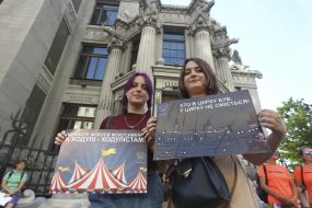 Participants of the rally for the circus without animals