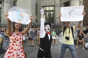 Participants of the rally for the circus without animals
