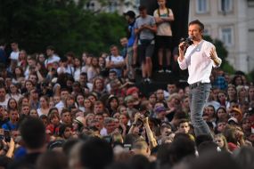 Svyatoslav Vakarchuk