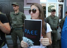 Picket of the embassies of the countries that supported the return of Russia to the PACE