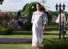 Exhibition of clothing collection by Oksana Karavanska