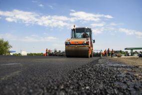 Каток для укладки асфальта 