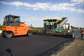 Асфальтоукладчик 