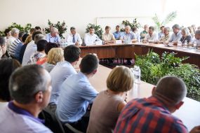 Владимир Гройсман