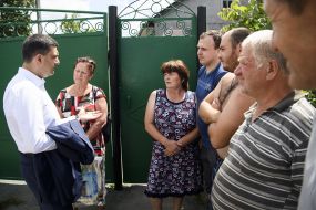 Vladimir Groysman communicates with people