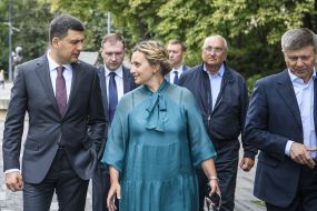 Volodymyr Groysman called for the construction of the National Museum "memorial to victims of Holodomor"